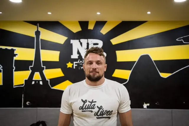 NRFight Paris, tatamis et entraînements