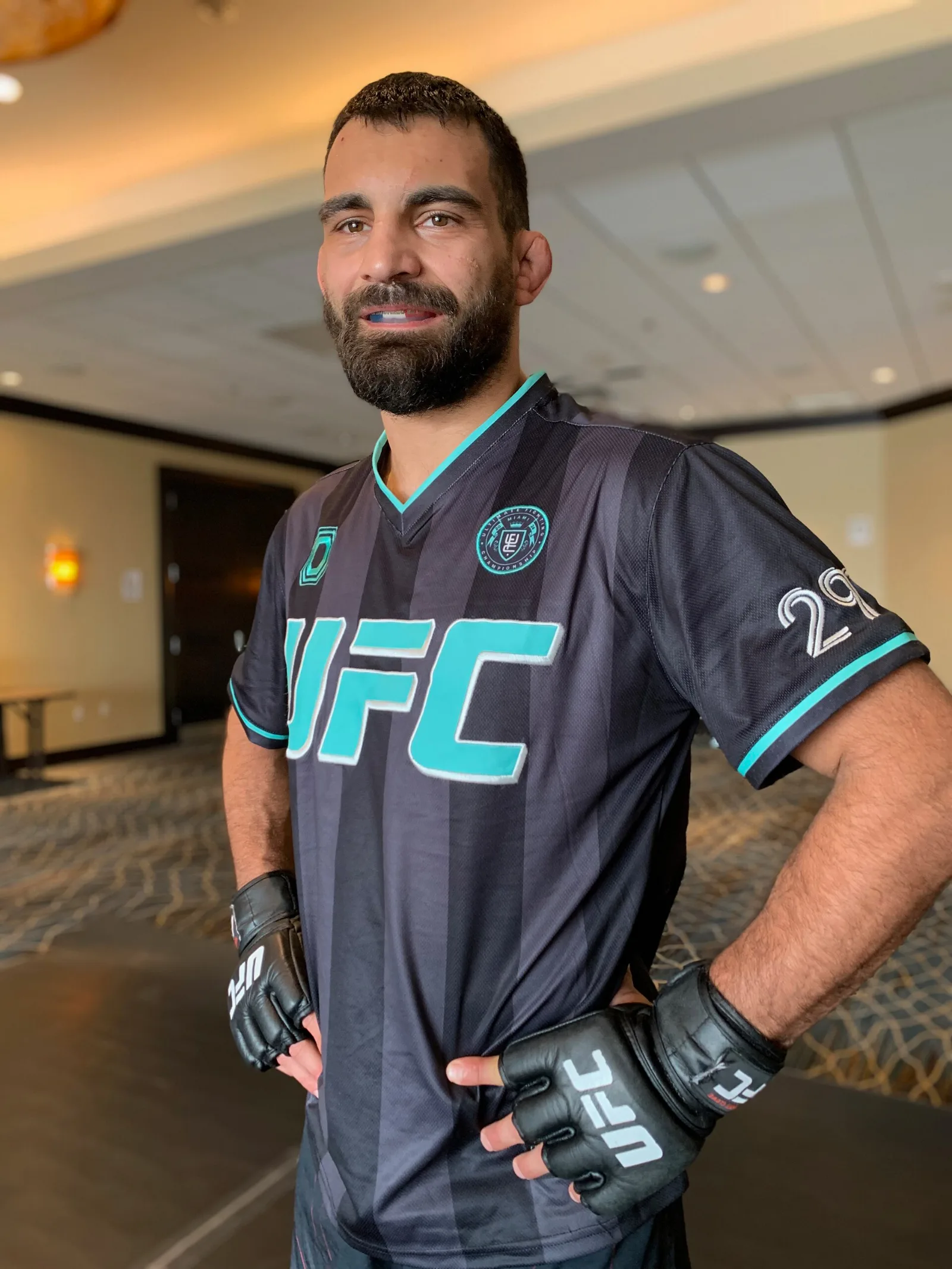 Benoît Saint Denis en combat UFC